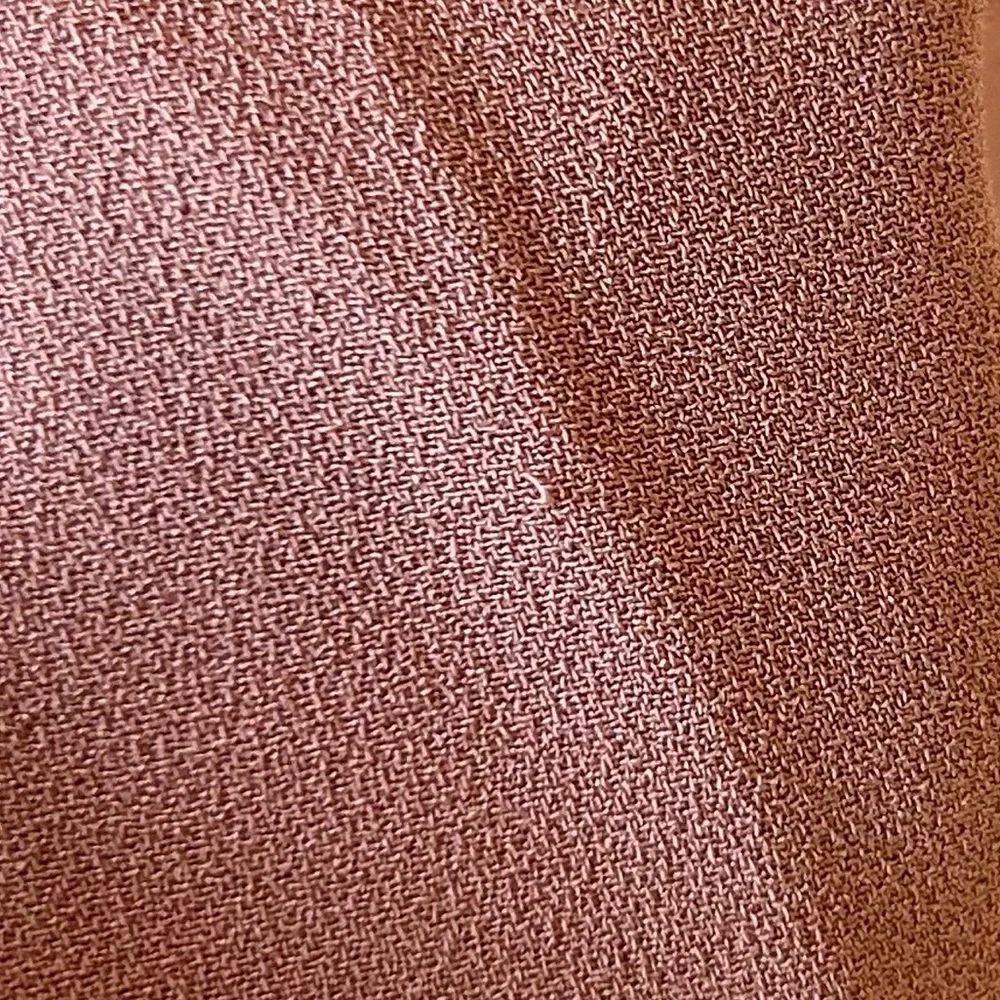 Aritzia Women’s Trousers in Dusty Rose - Picture 10 of 13